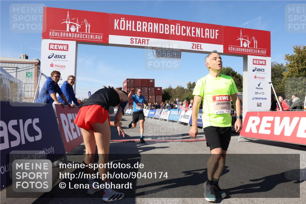 03.10.2025 - Köhlbrandbrückenlauf Lena Gebhardt http://msf.ph/oto/9040174 03.10.2025 12:56:42 Ziel 4054, 4096, 5091, 5962, 6408, 6769 meine-sportfotos.de