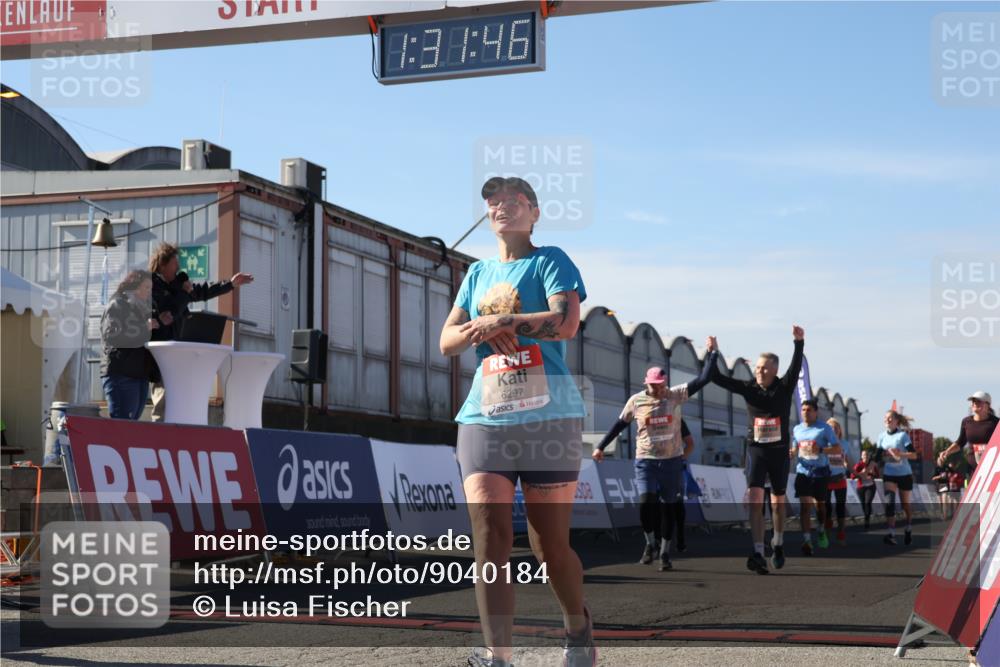 03.10.2025 - Köhlbrandbrückenlauf Luisa Fischer http://msf.ph/oto/9040184 03.10.2025 13:31:45 Ziel 4415, 4416, 4935, 5057, 5463, 5817, 6072, 6103, 6297, 6452 meine-sportfotos.de