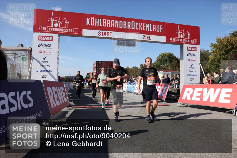 03.10.2025 - Köhlbrandbrückenlauf Lena Gebhardt http://msf.ph/oto/9040204 03.10.2025 13:16:45 Ziel 4036, 4235, 4330, 4356, 4431, 4551, 4813, 5028, 5053, 5099, 5104, 5166, 5630, 6286, 6299, 6340, 6343, 6620, 6697, 6746, 6785 meine-sportfotos.de