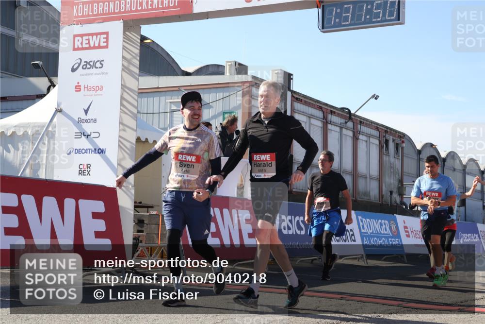 03.10.2025 - Köhlbrandbrückenlauf Luisa Fischer http://msf.ph/oto/9040218 03.10.2025 13:31:48 Ziel 4415, 4416, 4935, 5057, 5267, 5463, 5817, 6072, 6103, 6297, 6452, 6736 meine-sportfotos.de