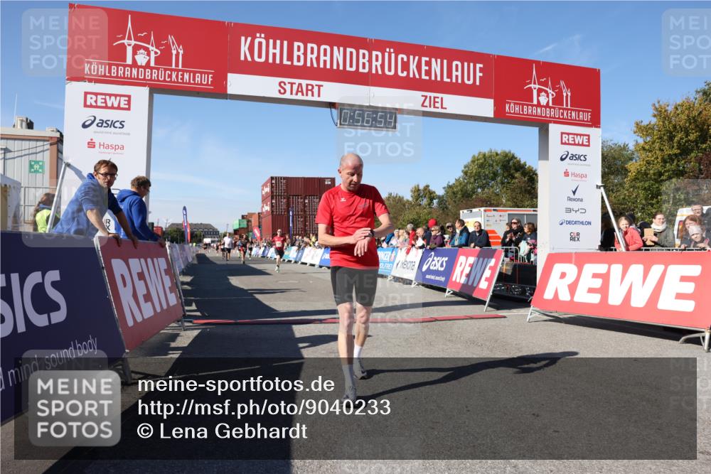 03.10.2025 - Köhlbrandbrückenlauf Lena Gebhardt http://msf.ph/oto/9040233 03.10.2025 12:56:54 Ziel 4068, 4086, 4115, 4491, 5962, 6016 meine-sportfotos.de