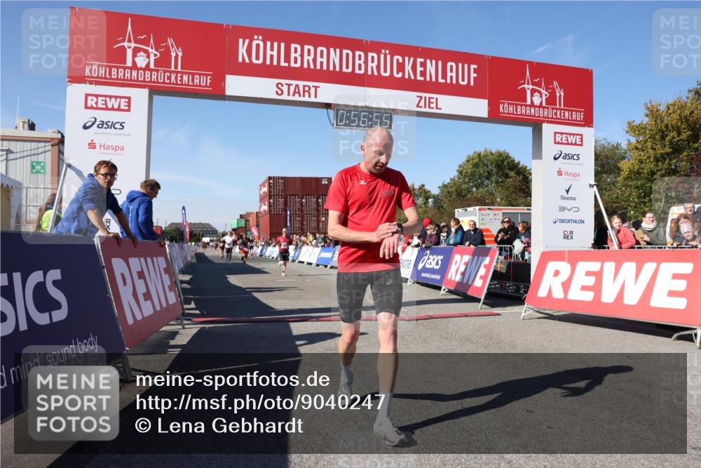 03.10.2025 - Köhlbrandbrückenlauf Lena Gebhardt http://msf.ph/oto/9040247 03.10.2025 12:56:55 Ziel 4068, 4086, 4115, 4491, 5962, 6016 meine-sportfotos.de