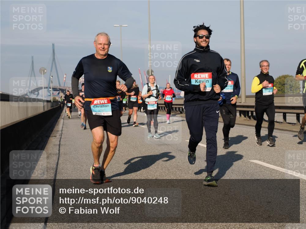 03.10.2025 - Köhlbrandbrückenlauf Fabian Wolf http://msf.ph/oto/9040248 03.10.2025 09:54:20 Position 3 3032 meine-sportfotos.de