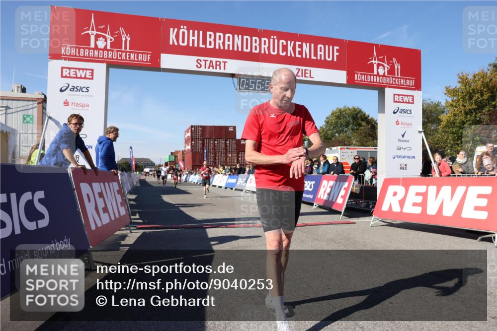 03.10.2025 - Köhlbrandbrückenlauf Lena Gebhardt http://msf.ph/oto/9040253 03.10.2025 12:56:55 Ziel 4068, 4086, 4115, 4491, 5962, 6016 meine-sportfotos.de