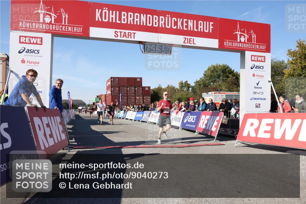 03.10.2025 - Köhlbrandbrückenlauf Lena Gebhardt http://msf.ph/oto/9040273 03.10.2025 12:56:57 Ziel 4068, 4086, 4115, 4491, 5846, 5962, 6016, 6417 meine-sportfotos.de