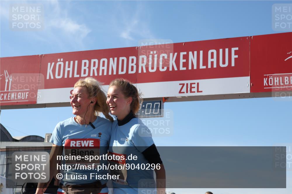 03.10.2025 - Köhlbrandbrückenlauf Luisa Fischer http://msf.ph/oto/9040296 03.10.2025 13:31:59 Ziel 4842, 4902, 4935, 5246, 5247, 5248, 5267, 5463, 5817, 6076, 6126, 6452, 6736 meine-sportfotos.de