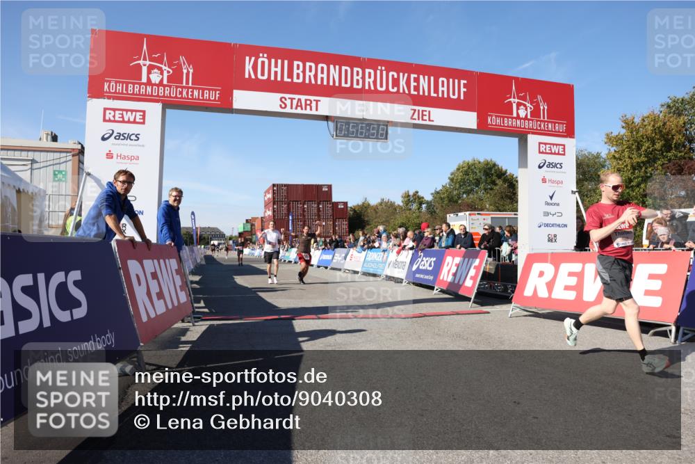 03.10.2025 - Köhlbrandbrückenlauf Lena Gebhardt http://msf.ph/oto/9040308 03.10.2025 12:56:59 Ziel 4042, 4068, 4086, 4115, 4491, 5846, 6016, 6417 meine-sportfotos.de