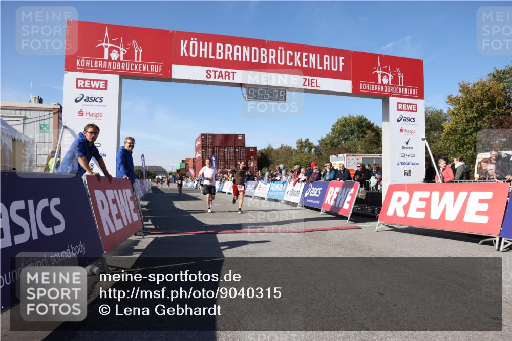03.10.2025 - Köhlbrandbrückenlauf Lena Gebhardt http://msf.ph/oto/9040315 03.10.2025 12:56:59 Ziel 4042, 4068, 4086, 4115, 4491, 5846, 6016, 6417 meine-sportfotos.de