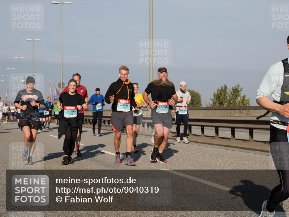 03.10.2025 - Köhlbrandbrückenlauf Fabian Wolf http://msf.ph/oto/9040319 03.10.2025 09:54:24 Position 3 3068, 1391, 1419 meine-sportfotos.de