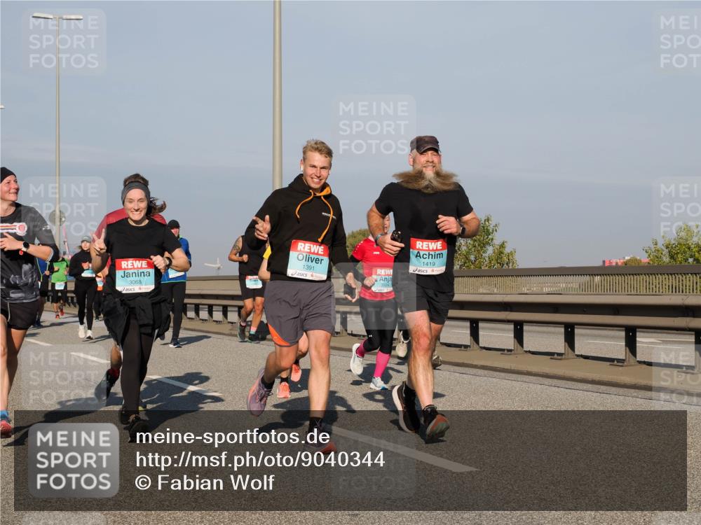 03.10.2025 - Köhlbrandbrückenlauf Fabian Wolf http://msf.ph/oto/9040344 03.10.2025 09:54:25 Position 3 3068, 1391, 1419 meine-sportfotos.de