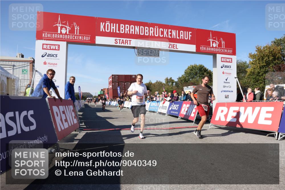 03.10.2025 - Köhlbrandbrückenlauf Lena Gebhardt http://msf.ph/oto/9040349 03.10.2025 12:57:01 Ziel 4042, 4068, 4086, 4115, 4491, 5846, 6016, 6417 meine-sportfotos.de
