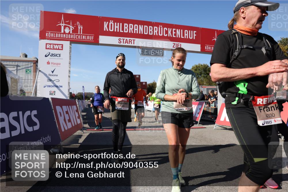03.10.2025 - Köhlbrandbrückenlauf Lena Gebhardt http://msf.ph/oto/9040355 03.10.2025 13:16:48 Ziel 4168, 4235, 4330, 4356, 4431, 4551, 4605, 4813, 5028, 5053, 5099, 5166, 5385, 5386, 5453, 5467, 6286, 6299, 6340, 6343, 6620, 6697, 6746, 6785 meine-sportfotos.de