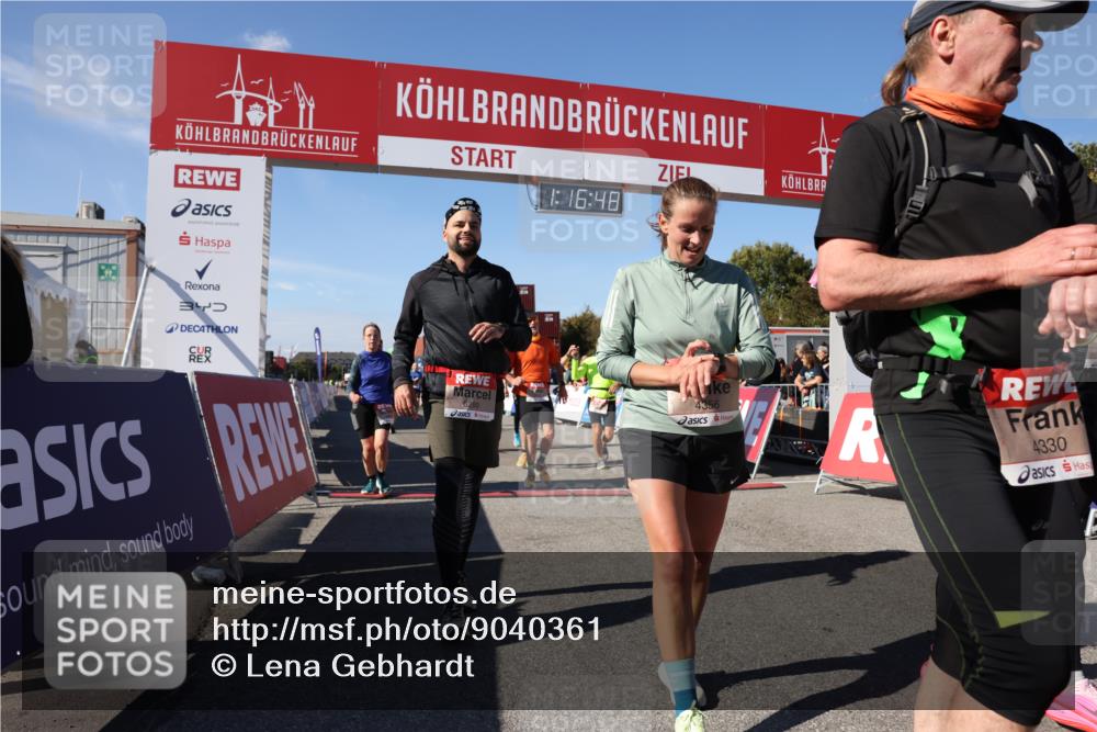 03.10.2025 - Köhlbrandbrückenlauf Lena Gebhardt http://msf.ph/oto/9040361 03.10.2025 13:16:48 Ziel 4168, 4235, 4330, 4356, 4431, 4551, 4605, 4813, 5028, 5053, 5099, 5166, 5385, 5386, 5453, 5467, 6286, 6299, 6340, 6343, 6620, 6697, 6746, 6785 meine-sportfotos.de