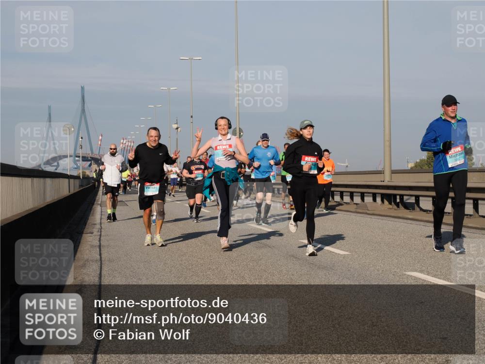 03.10.2025 - Köhlbrandbrückenlauf Fabian Wolf http://msf.ph/oto/9040436 03.10.2025 09:54:29 Position 3  meine-sportfotos.de