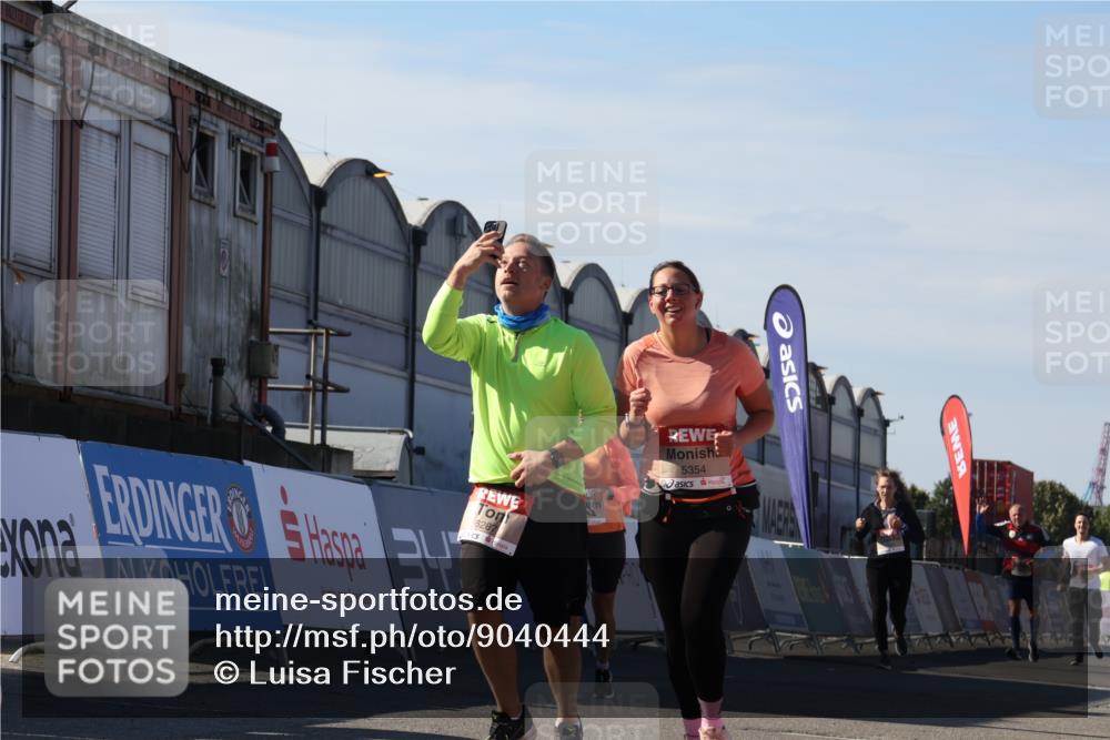 03.10.2025 - Köhlbrandbrückenlauf Luisa Fischer http://msf.ph/oto/9040444 03.10.2025 13:32:13 Ziel 4443, 4578, 4985, 5155, 5238, 5246, 5247, 5248, 5354, 5820, 5921, 5922, 5923, 6126, 6146, 6287, 6304, 6460 meine-sportfotos.de