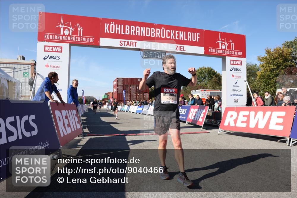 03.10.2025 - Köhlbrandbrückenlauf Lena Gebhardt http://msf.ph/oto/9040466 03.10.2025 12:57:06 Ziel 4042, 4068, 4080, 4086, 5846, 5898, 6016, 6417, 6629, 6819 meine-sportfotos.de