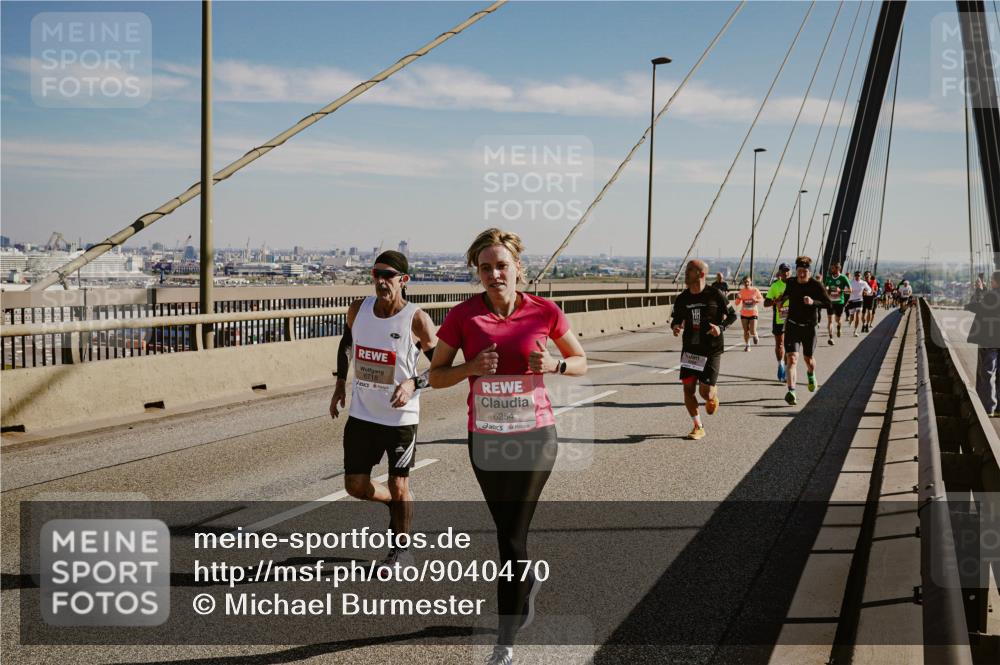 03.10.2025 - Köhlbrandbrückenlauf Michael Burmester http://msf.ph/oto/9040470 03.10.2025 12:21:33 Position 1 67189, 6254 meine-sportfotos.de