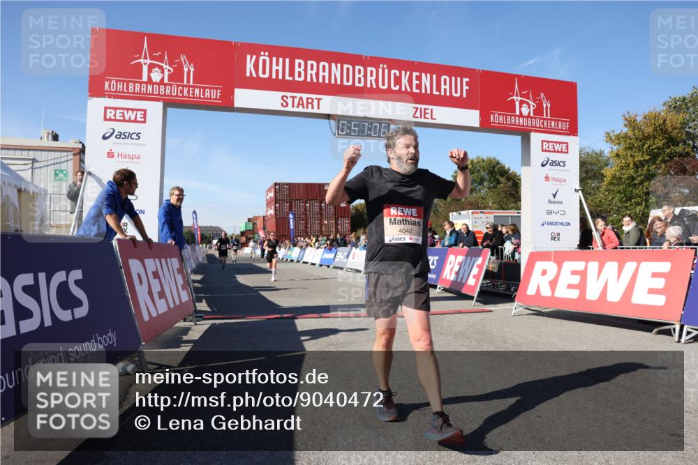 03.10.2025 - Köhlbrandbrückenlauf Lena Gebhardt http://msf.ph/oto/9040472 03.10.2025 12:57:06 Ziel 4042, 4068, 4080, 4086, 5846, 5898, 6016, 6417, 6629, 6819 meine-sportfotos.de