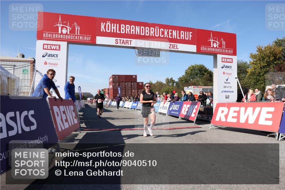 03.10.2025 - Köhlbrandbrückenlauf Lena Gebhardt http://msf.ph/oto/9040510 03.10.2025 12:57:09 Ziel 4042, 4068, 4080, 4086, 4251, 5699, 5846, 5898, 5926, 6417, 6629, 6819 meine-sportfotos.de