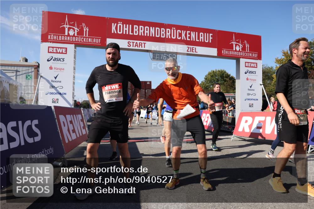 03.10.2025 - Köhlbrandbrückenlauf Lena Gebhardt http://msf.ph/oto/9040527 03.10.2025 13:16:53 Ziel 4168, 4330, 4356, 4359, 4431, 4551, 4605, 5028, 5053, 5099, 5100, 5166, 5302, 5385, 5386, 5453, 5467, 5840, 6286, 6299, 6340, 6343, 6474, 6620, 6658, 6697, 6746, 6785 meine-sportfotos.de