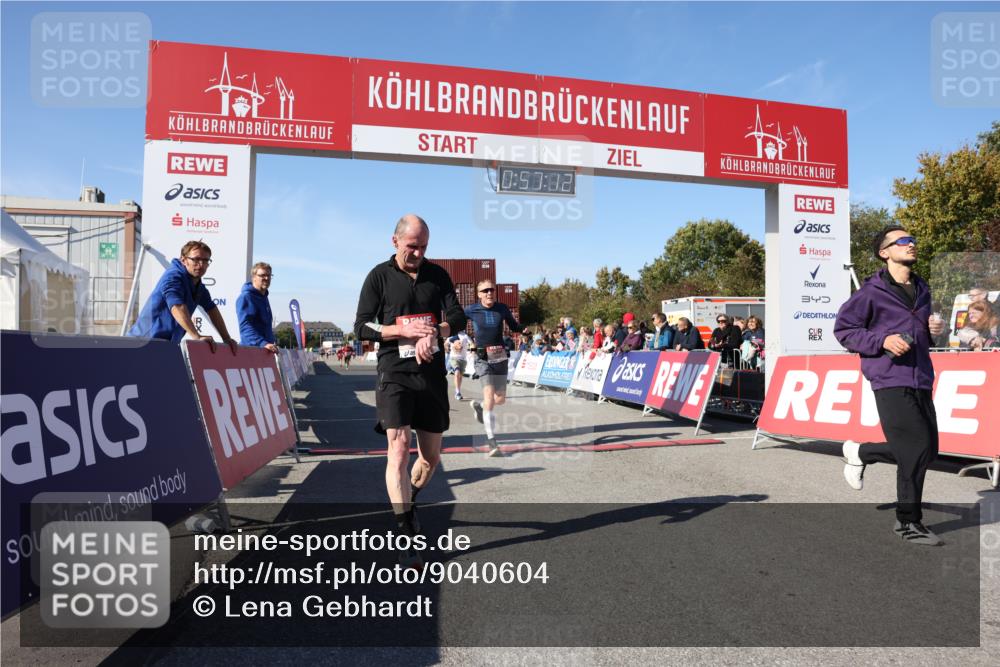03.10.2025 - Köhlbrandbrückenlauf Lena Gebhardt http://msf.ph/oto/9040604 03.10.2025 12:57:12 Ziel 4042, 4080, 4251, 5699, 5846, 5898, 5926, 6417, 6629, 6819 meine-sportfotos.de