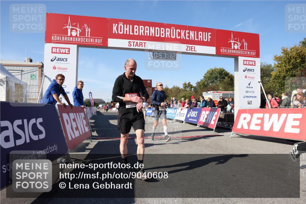 03.10.2025 - Köhlbrandbrückenlauf Lena Gebhardt http://msf.ph/oto/9040608 03.10.2025 12:57:13 Ziel 4042, 4080, 4251, 5699, 5846, 5898, 5926, 6417, 6629, 6819 meine-sportfotos.de