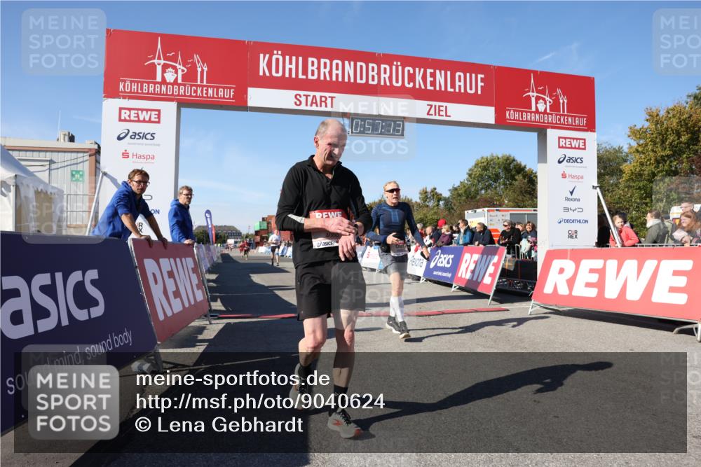03.10.2025 - Köhlbrandbrückenlauf Lena Gebhardt http://msf.ph/oto/9040624 03.10.2025 12:57:13 Ziel 4042, 4080, 4251, 5699, 5846, 5898, 5926, 6417, 6629, 6819 meine-sportfotos.de