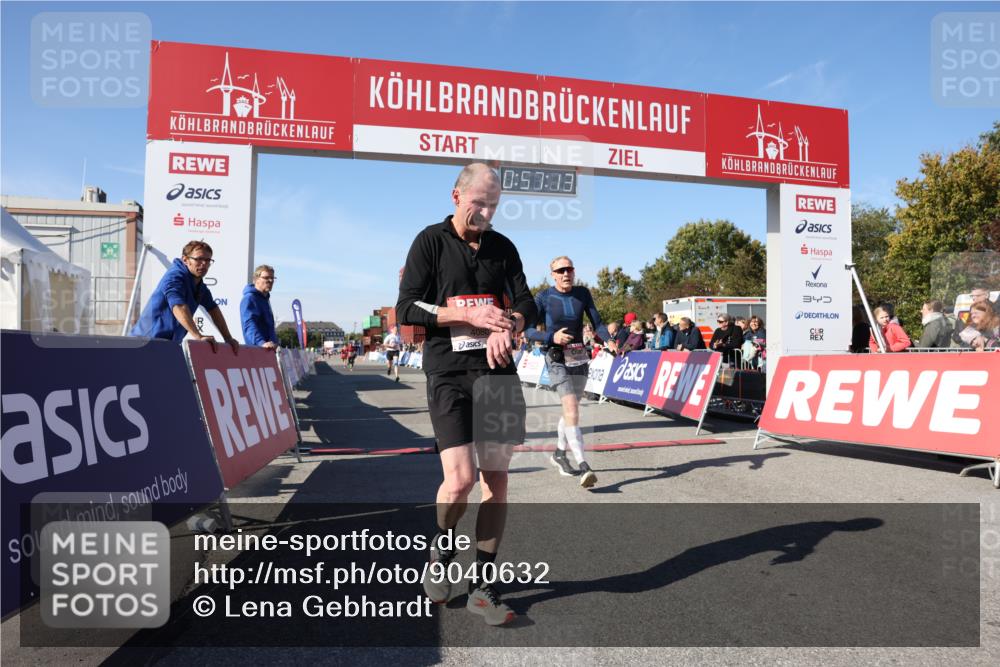 03.10.2025 - Köhlbrandbrückenlauf Lena Gebhardt http://msf.ph/oto/9040632 03.10.2025 12:57:13 Ziel 4042, 4080, 4251, 5699, 5846, 5898, 5926, 6417, 6629, 6819 meine-sportfotos.de