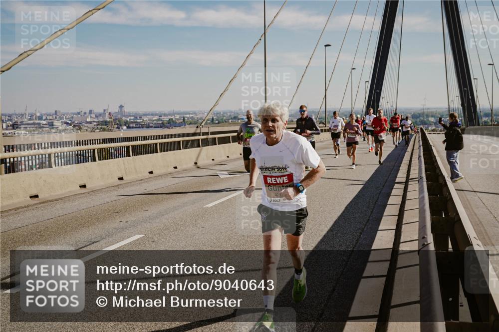 03.10.2025 - Köhlbrandbrückenlauf Michael Burmester http://msf.ph/oto/9040643 03.10.2025 12:21:48 Position 1 2012, 426 meine-sportfotos.de