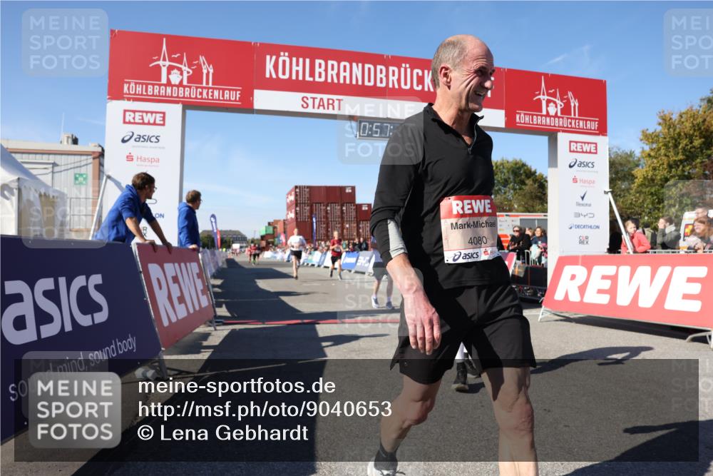 03.10.2025 - Köhlbrandbrückenlauf Lena Gebhardt http://msf.ph/oto/9040653 03.10.2025 12:57:14 Ziel 4042, 4080, 4251, 5699, 5898, 5926, 6629, 6819 meine-sportfotos.de