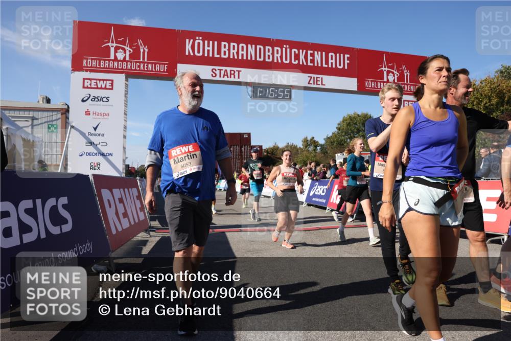 03.10.2025 - Köhlbrandbrückenlauf Lena Gebhardt http://msf.ph/oto/9040664 03.10.2025 13:16:56 Ziel 4168, 4331, 4359, 4605, 4861, 4978, 5028, 5053, 5099, 5100, 5166, 5302, 5385, 5386, 5453, 5467, 5840, 6286, 6340, 6343, 6474, 6620, 6623, 6626, 6658, 6697, 6785 meine-sportfotos.de