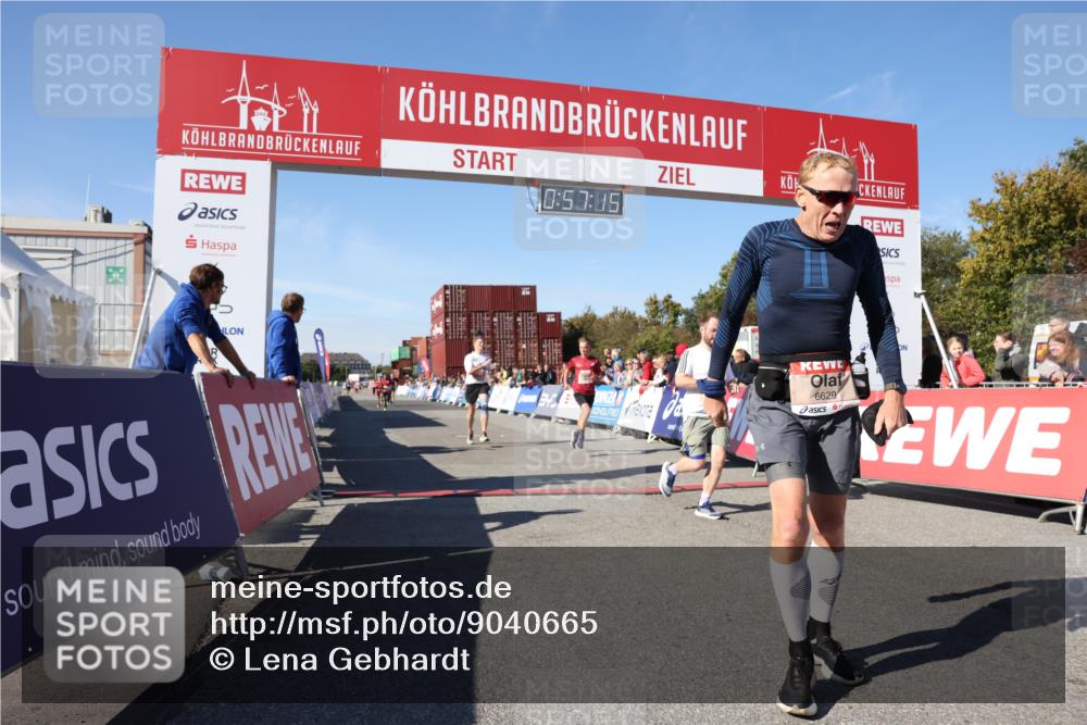 03.10.2025 - Köhlbrandbrückenlauf Lena Gebhardt http://msf.ph/oto/9040665 03.10.2025 12:57:15 Ziel 4080, 4150, 4186, 4251, 5699, 5898, 5926, 6015, 6629, 6819 meine-sportfotos.de