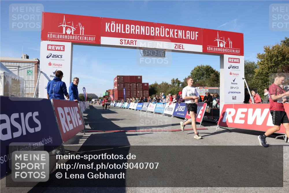 03.10.2025 - Köhlbrandbrückenlauf Lena Gebhardt http://msf.ph/oto/9040707 03.10.2025 12:57:17 Ziel 4080, 4150, 4186, 4251, 5699, 5898, 5926, 6015, 6629, 6819 meine-sportfotos.de