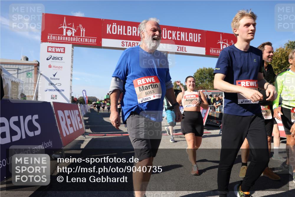 03.10.2025 - Köhlbrandbrückenlauf Lena Gebhardt http://msf.ph/oto/9040735 03.10.2025 13:16:57 Ziel 4168, 4331, 4359, 4605, 4861, 4978, 5028, 5053, 5099, 5100, 5166, 5302, 5385, 5386, 5453, 5467, 5840, 6286, 6340, 6343, 6474, 6620, 6623, 6626, 6658, 6697, 6785 meine-sportfotos.de