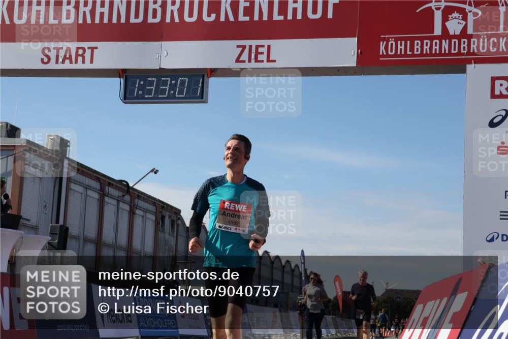 03.10.2025 - Köhlbrandbrückenlauf Luisa Fischer http://msf.ph/oto/9040757 03.10.2025 13:33:00 Ziel 4582, 4941, 5110, 5133, 5187, 5273, 5446, 5477, 5478, 6067, 6376, 6455 meine-sportfotos.de