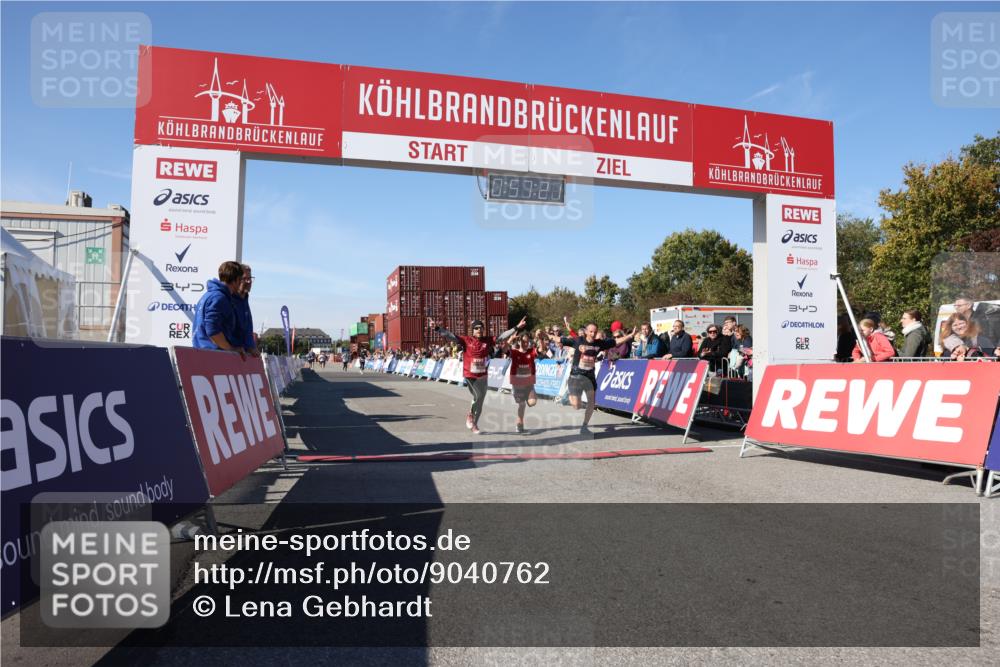 03.10.2025 - Köhlbrandbrückenlauf Lena Gebhardt http://msf.ph/oto/9040762 03.10.2025 12:57:21 Ziel 4150, 4186, 4251, 5699, 5926, 6015, 6629, 6819 meine-sportfotos.de