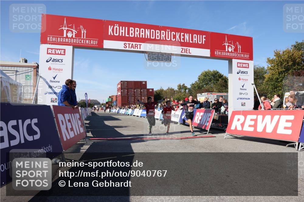 03.10.2025 - Köhlbrandbrückenlauf Lena Gebhardt http://msf.ph/oto/9040767 03.10.2025 12:57:21 Ziel 4150, 4186, 4251, 5699, 5926, 6015, 6629, 6819 meine-sportfotos.de