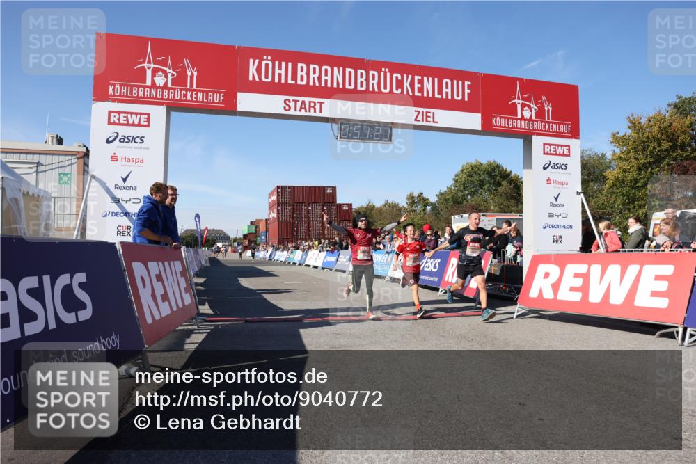 03.10.2025 - Köhlbrandbrückenlauf Lena Gebhardt http://msf.ph/oto/9040772 03.10.2025 12:57:22 Ziel 4150, 4186, 4251, 5699, 5926, 6015 meine-sportfotos.de
