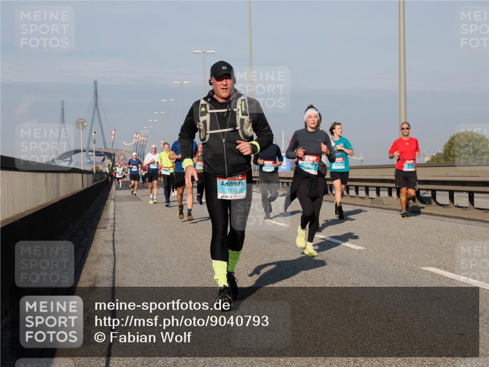 03.10.2025 - Köhlbrandbrückenlauf Fabian Wolf http://msf.ph/oto/9040793 03.10.2025 09:54:42 Position 3 1512, 1583 meine-sportfotos.de