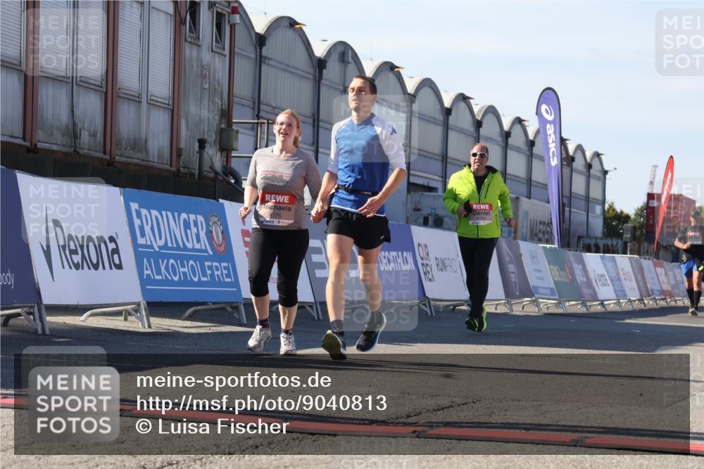 03.10.2025 - Köhlbrandbrückenlauf Luisa Fischer http://msf.ph/oto/9040813 03.10.2025 13:33:12 Ziel 4755, 4775, 4941, 5783, 6067, 6376, 6455 meine-sportfotos.de