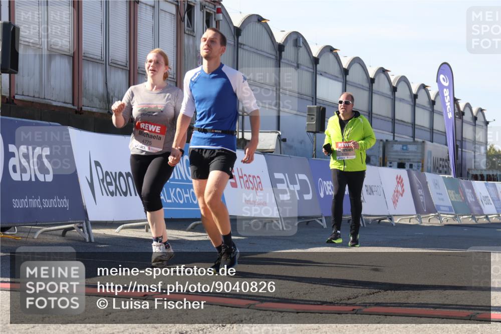 03.10.2025 - Köhlbrandbrückenlauf Luisa Fischer http://msf.ph/oto/9040826 03.10.2025 13:33:13 Ziel 4755, 4775, 4941, 5783, 6067, 6376, 6455 meine-sportfotos.de