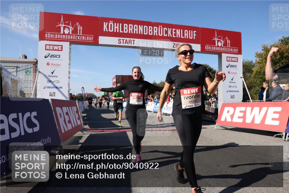 03.10.2025 - Köhlbrandbrückenlauf Lena Gebhardt http://msf.ph/oto/9040922 03.10.2025 13:17:01 Ziel 4168, 4242, 4331, 4359, 4361, 4605, 4861, 4978, 4982, 5033, 5053, 5073, 5087, 5090, 5100, 5166, 5302, 5385, 5386, 5453, 5467, 5479, 5840, 6286, 6474, 6623, 6626, 6658 meine-sportfotos.de
