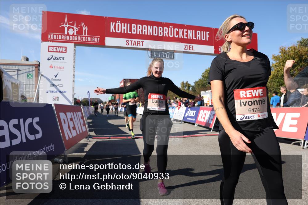 03.10.2025 - Köhlbrandbrückenlauf Lena Gebhardt http://msf.ph/oto/9040933 03.10.2025 13:17:01 Ziel 4168, 4242, 4331, 4359, 4361, 4605, 4861, 4978, 4982, 5033, 5053, 5073, 5087, 5090, 5100, 5166, 5302, 5385, 5386, 5453, 5467, 5479, 5840, 6286, 6474, 6623, 6626, 6658 meine-sportfotos.de