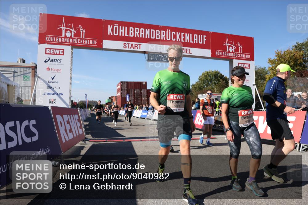 03.10.2025 - Köhlbrandbrückenlauf Lena Gebhardt http://msf.ph/oto/9040982 03.10.2025 13:17:04 Ziel 4168, 4242, 4331, 4359, 4361, 4605, 4861, 4978, 4982, 5033, 5073, 5087, 5090, 5100, 5302, 5453, 5467, 5479, 5667, 5840, 6474, 6623, 6626, 6658 meine-sportfotos.de