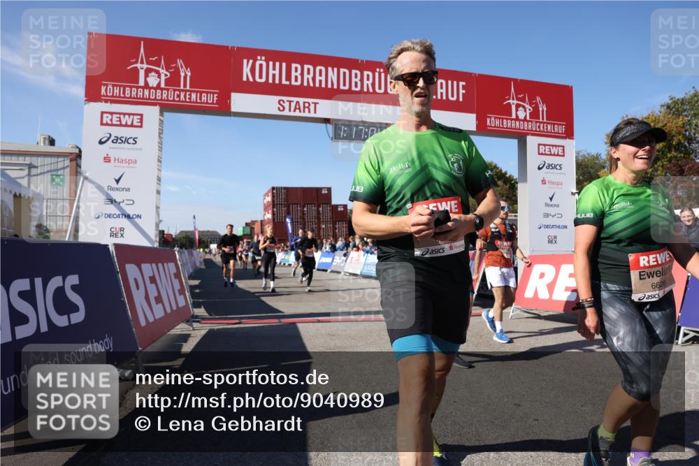 03.10.2025 - Köhlbrandbrückenlauf Lena Gebhardt http://msf.ph/oto/9040989 03.10.2025 13:17:04 Ziel 4168, 4242, 4331, 4359, 4361, 4605, 4861, 4978, 4982, 5033, 5073, 5087, 5090, 5100, 5302, 5453, 5467, 5479, 5667, 5840, 6474, 6623, 6626, 6658 meine-sportfotos.de