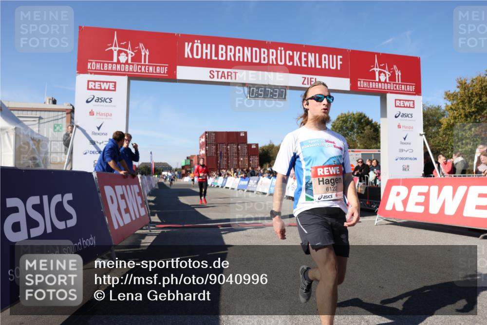 03.10.2025 - Köhlbrandbrückenlauf Lena Gebhardt http://msf.ph/oto/9040996 03.10.2025 12:57:38 Ziel 4032, 4076, 4105, 4518, 6020, 6122, 6767, 6809 meine-sportfotos.de