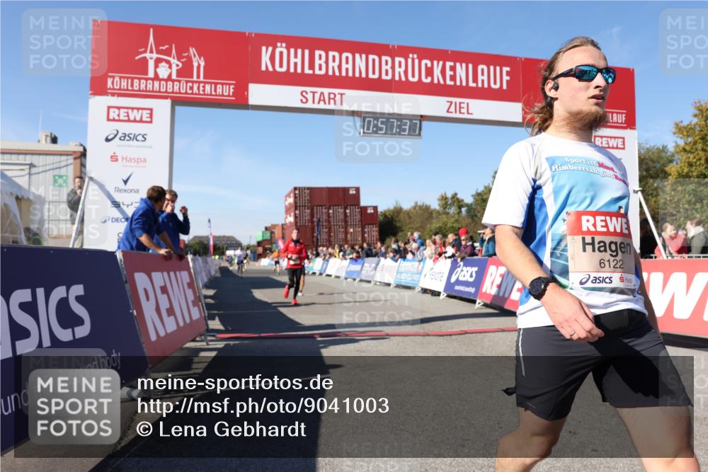 03.10.2025 - Köhlbrandbrückenlauf Lena Gebhardt http://msf.ph/oto/9041003 03.10.2025 12:57:38 Ziel 4032, 4076, 4105, 4518, 6020, 6122, 6767, 6809 meine-sportfotos.de