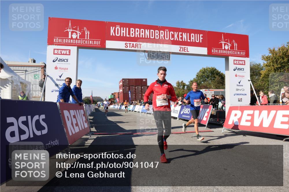 03.10.2025 - Köhlbrandbrückenlauf Lena Gebhardt http://msf.ph/oto/9041047 03.10.2025 12:57:40 Ziel 4032, 4037, 4076, 4105, 4518, 6020, 6122, 6371, 6767, 6809 meine-sportfotos.de