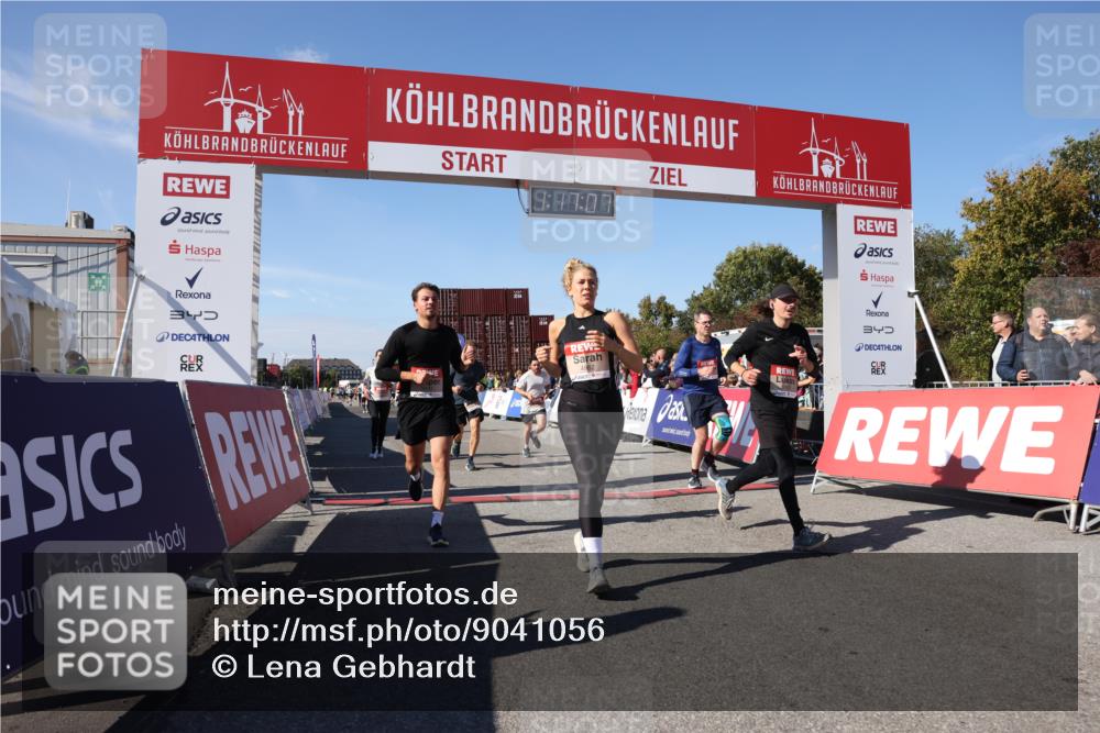 03.10.2025 - Köhlbrandbrückenlauf Lena Gebhardt http://msf.ph/oto/9041056 03.10.2025 13:17:07 Ziel 4242, 4331, 4361, 4861, 4978, 4982, 5033, 5073, 5087, 5090, 5100, 5479, 5667, 5840, 6431, 6474, 6623, 6626 meine-sportfotos.de