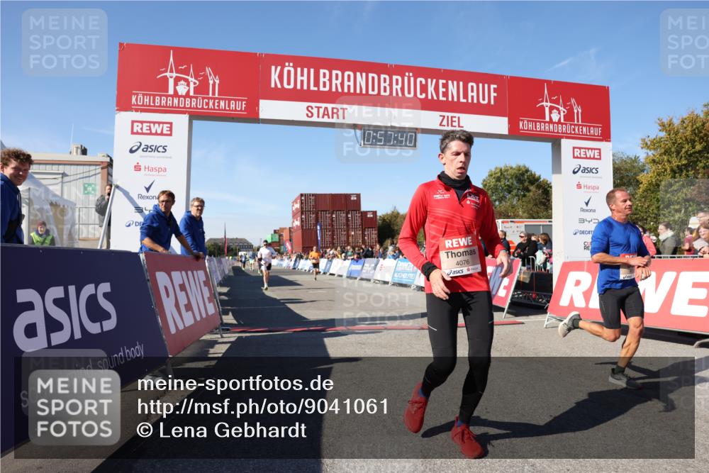 03.10.2025 - Köhlbrandbrückenlauf Lena Gebhardt http://msf.ph/oto/9041061 03.10.2025 12:57:41 Ziel 4032, 4037, 4076, 4105, 4518, 6122, 6371, 6767, 6809 meine-sportfotos.de